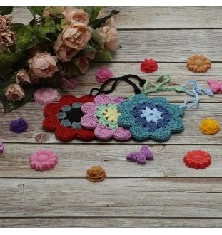 Sakiewka na zapachowe mydełka w kształcie kwiatka