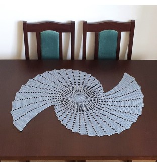 Ciemnoszara serweta na szydełku