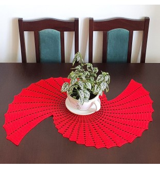 Szydełkowa czerwona serweta