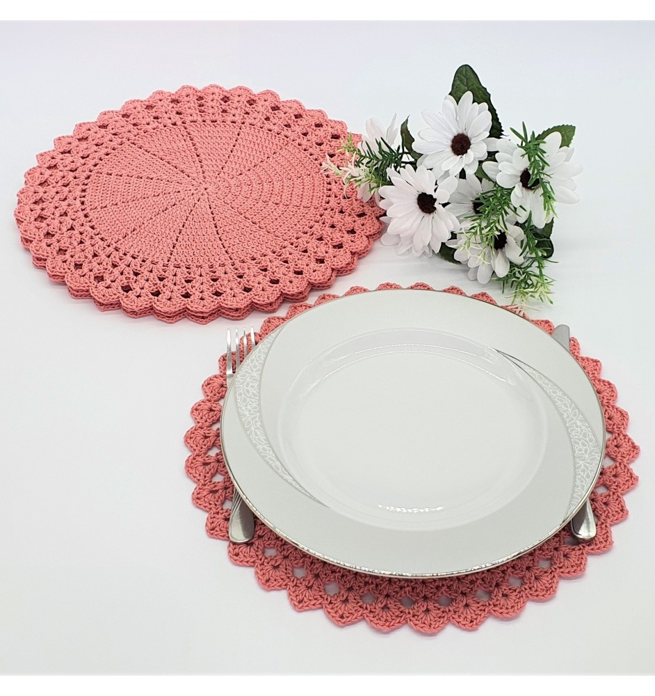 Szydełkowy komplet 4 podkładek pod talerz