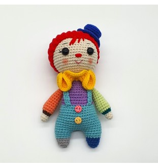 Pajacyk szydełkowany