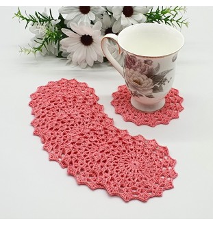 Szydełkowe, różowe podkładki pod kubek