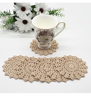 Szydełkowe podkładki pod kubek w kolorze ecru