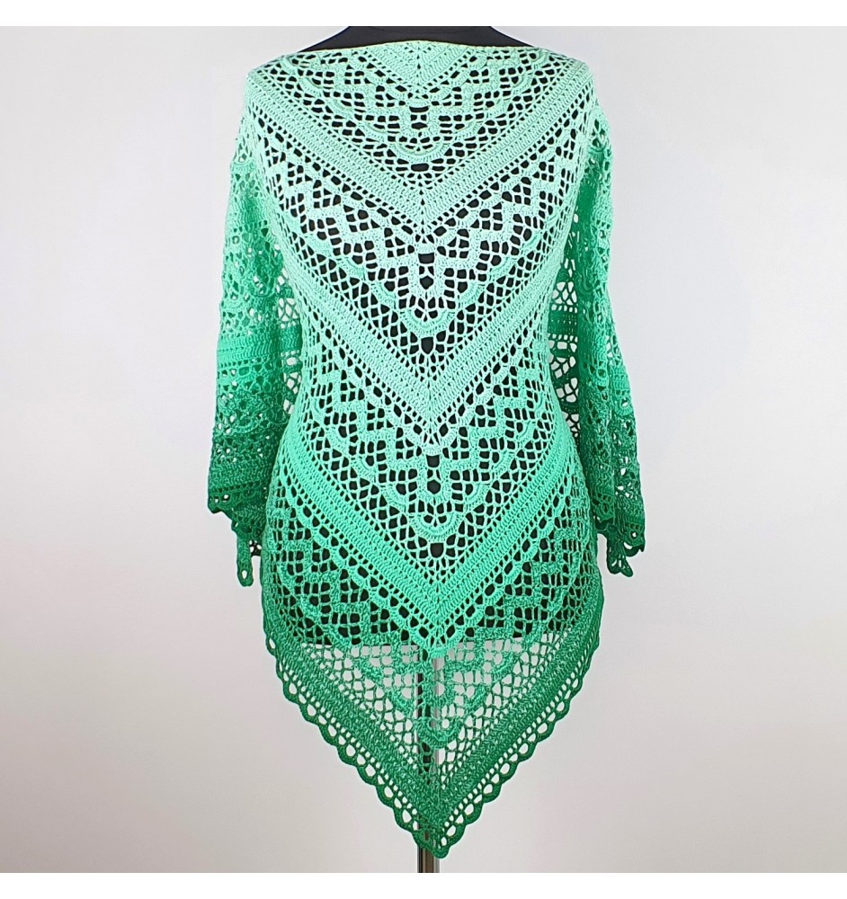 Szydełkowa bawełniana chusta w odcieniach zieleni