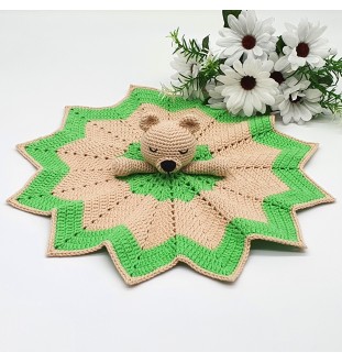 Kocyk - przytulanka beżowo - zielony na szydełku