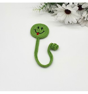 Buźka - zakładka do książki na szydełku