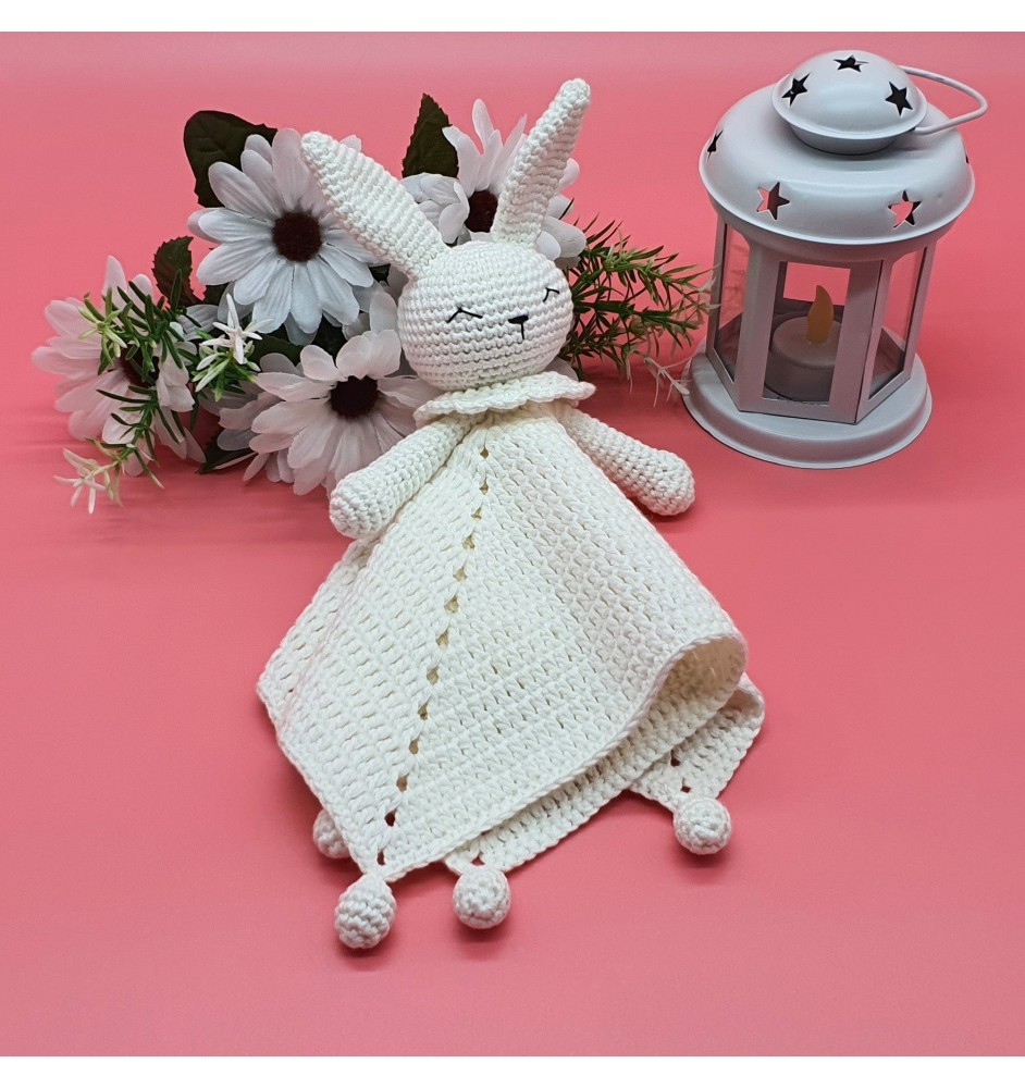 Szydełkowy królik - kocyk - przytulanka