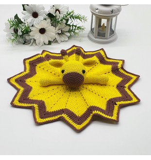 Żyrafa - kocyk - przytulanka na szydełku