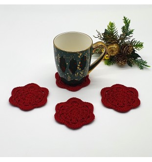 Komplet bordowych podkładek na szydełku