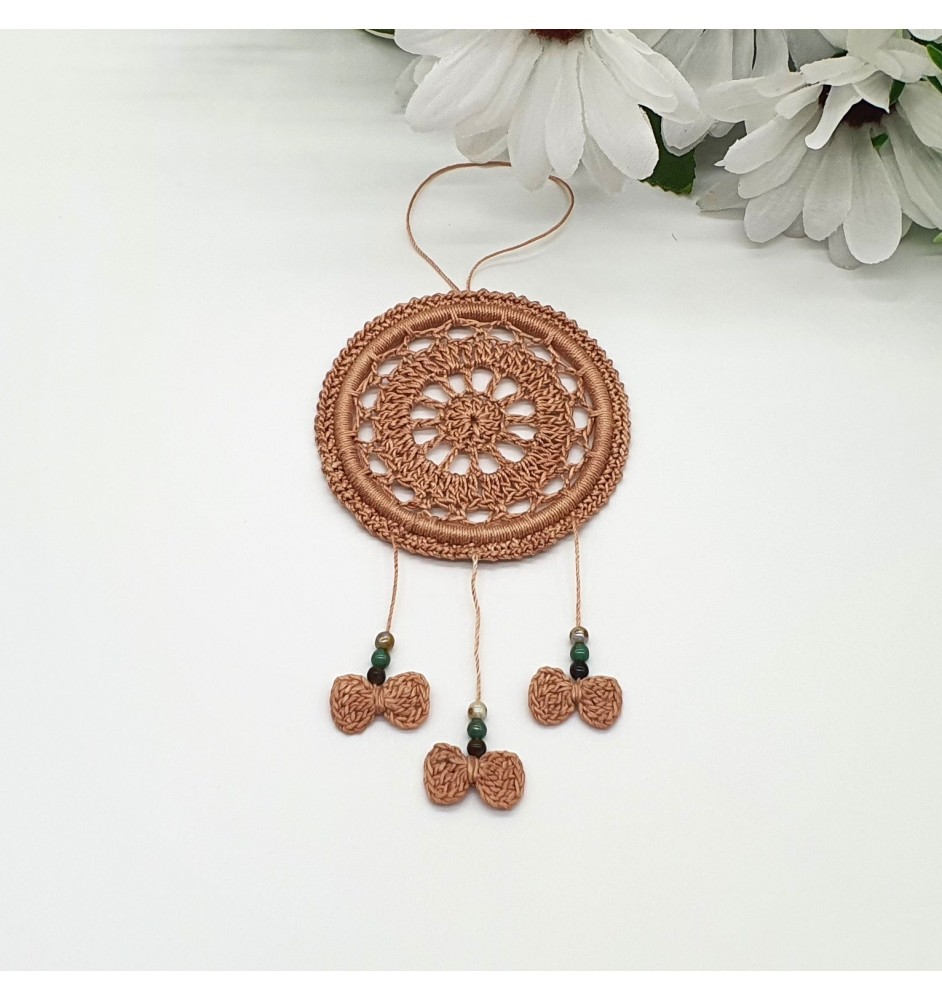 Mini zawieszka w kolorze kawy z mlekiem