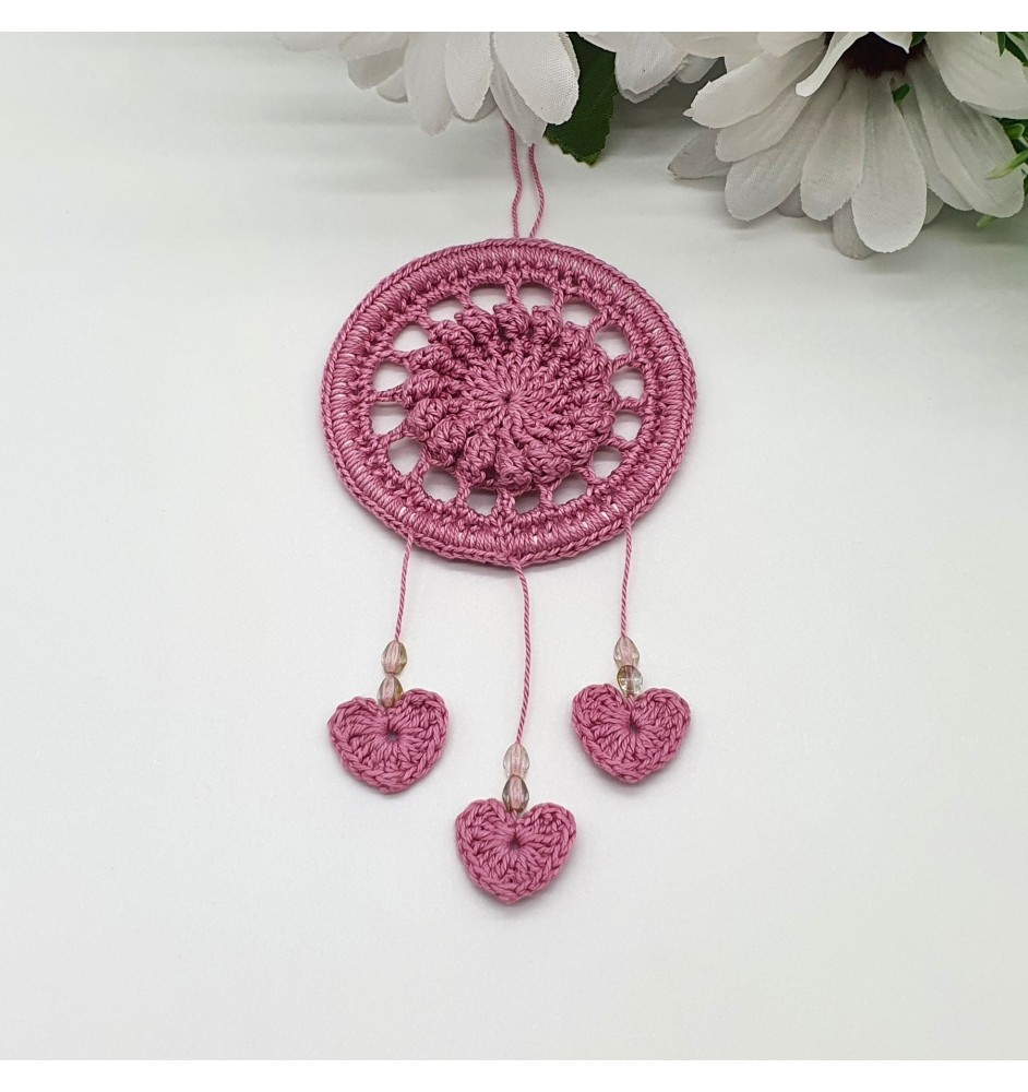 Mini zawieszka w kolorze różowym