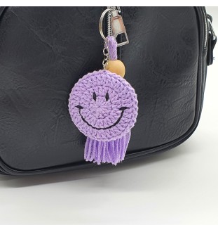 Breloczek - buźka na szydełku