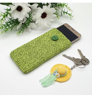 Zielone etui na szydełku